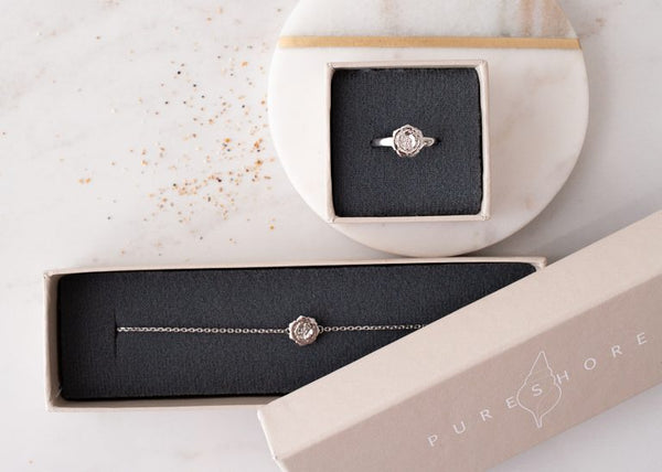 COASTAL JEWELLERY – WHAT TO GIFT TO YOUR BRIDESMAIDS AT A BEACH WEDDING